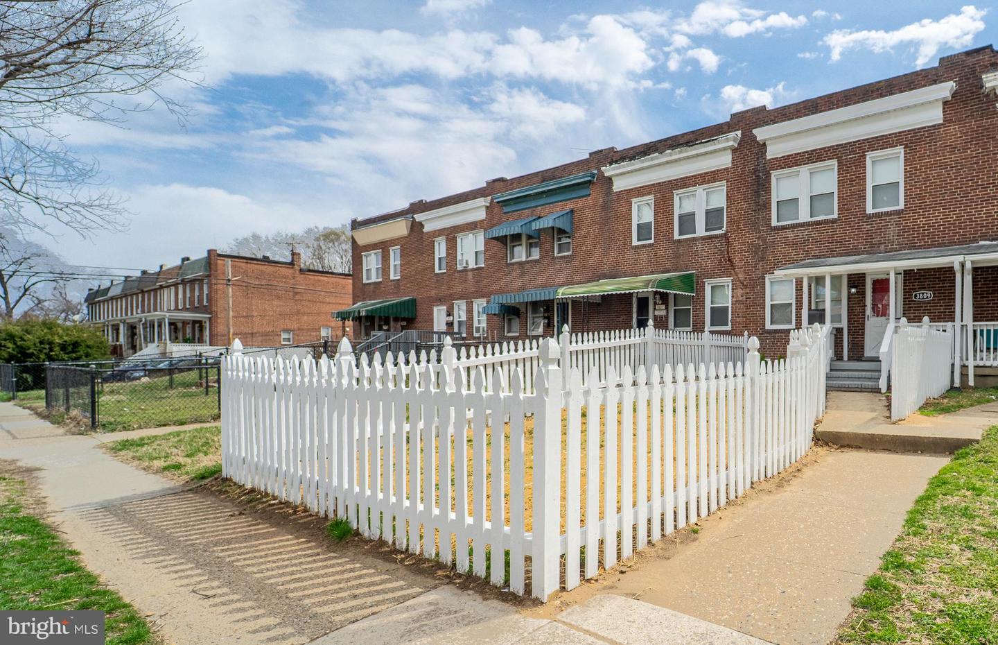 3809 Brooklyn Ave Property Photo 5