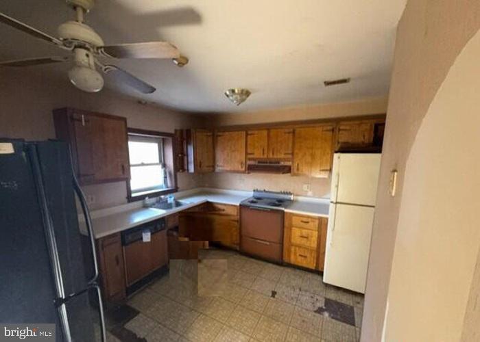 2629 Wilkens Ave Property Photo 11