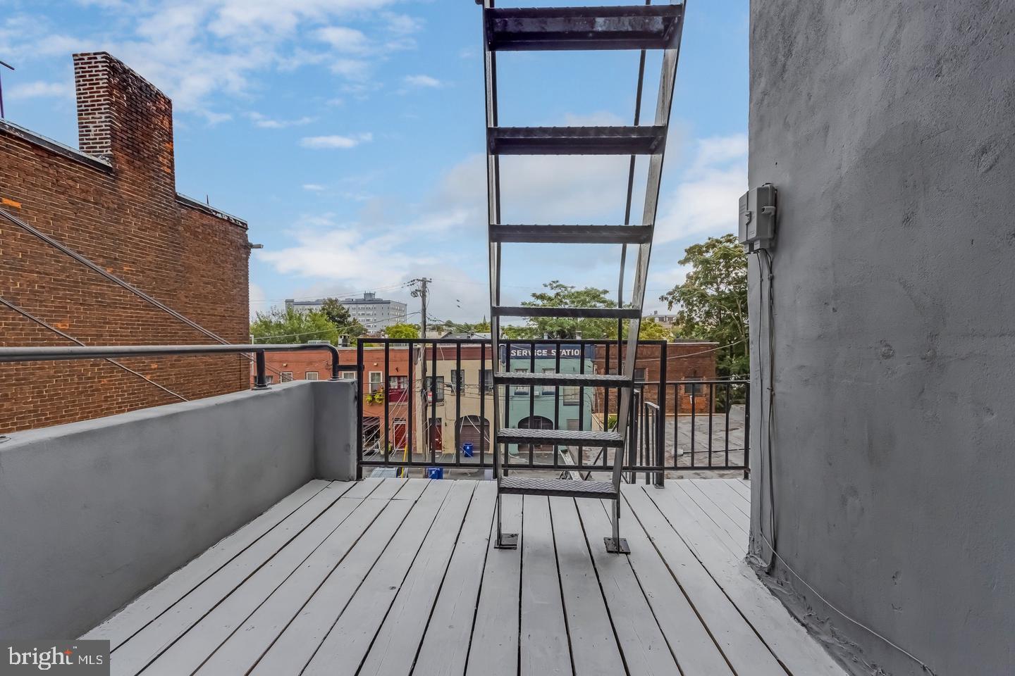 1113 N Calvert St Property Photo 12