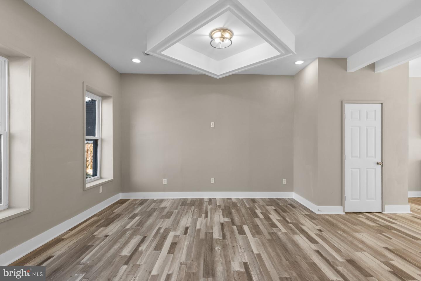 632 N Hilton St Property Photo 4