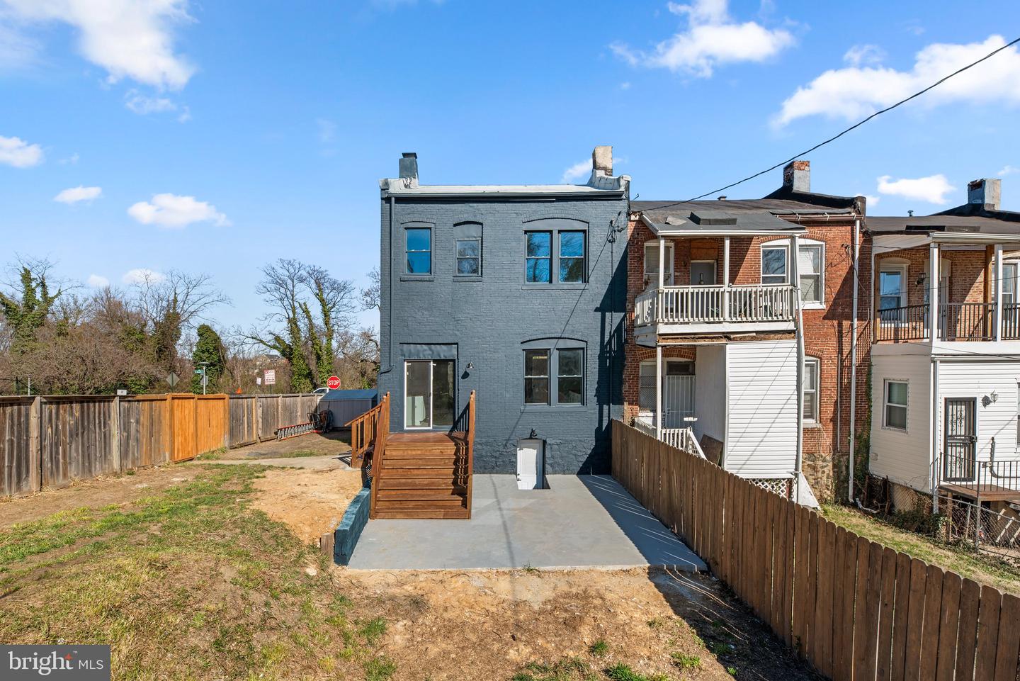 632 N Hilton St Property Photo 44