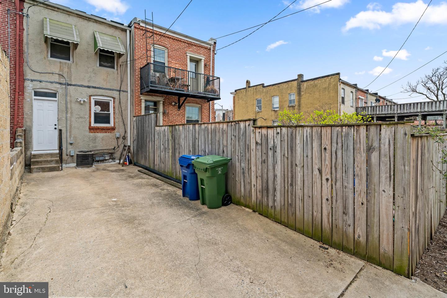 1320 S Carey St Property Photo 43