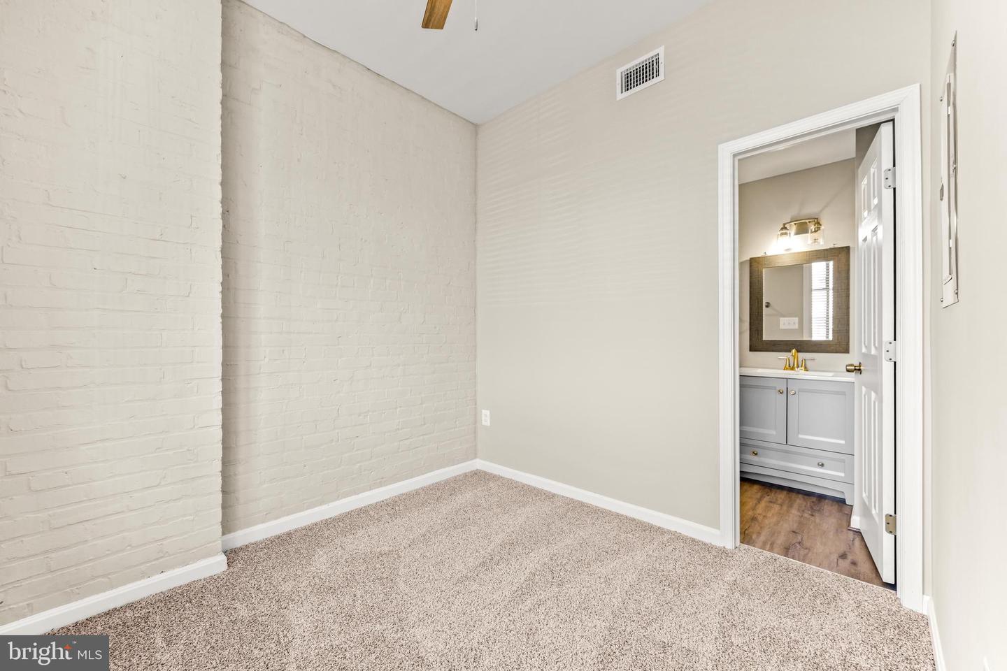 1516 Lancaster Street Property Photo 16