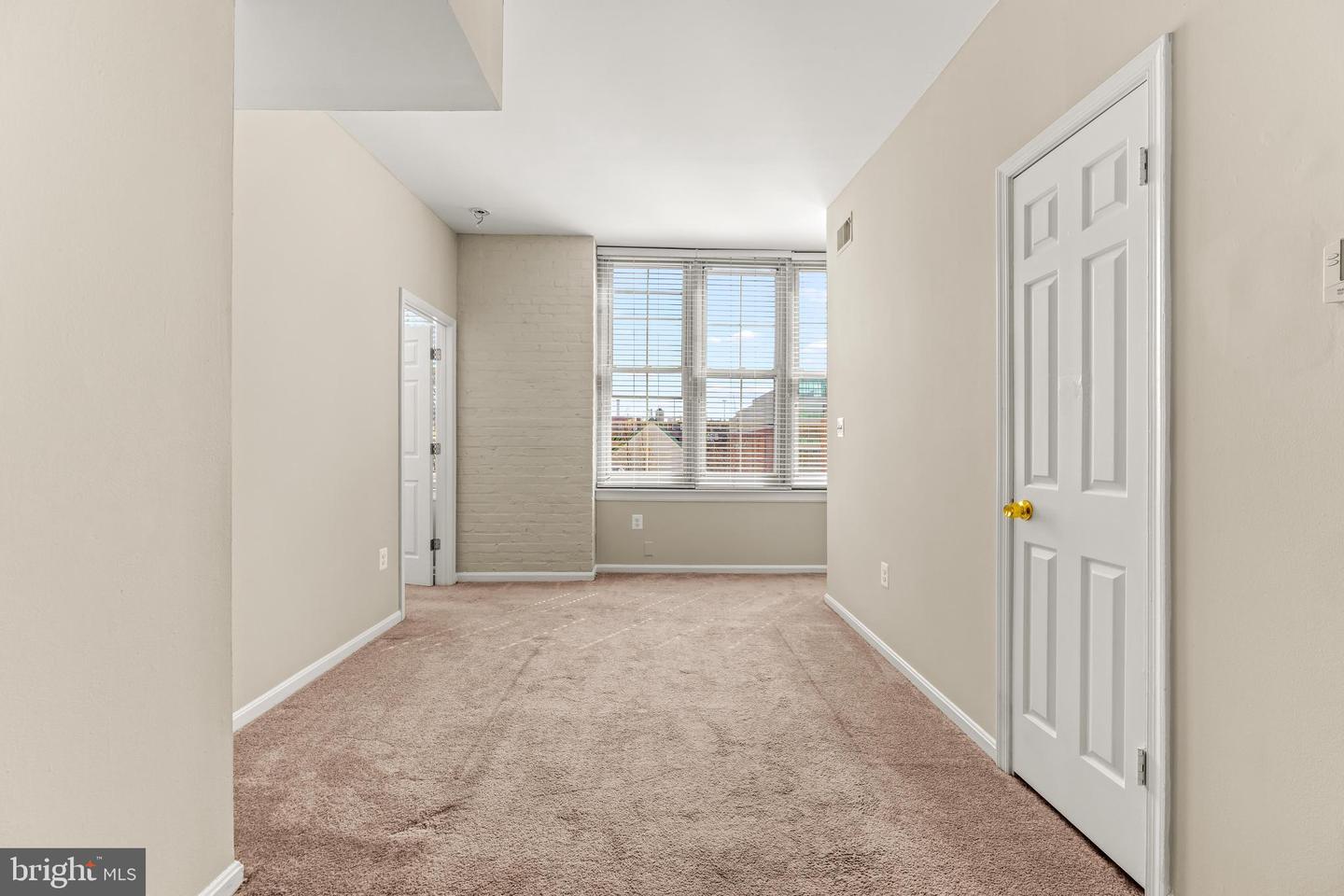 1516 Lancaster Street Property Photo 36