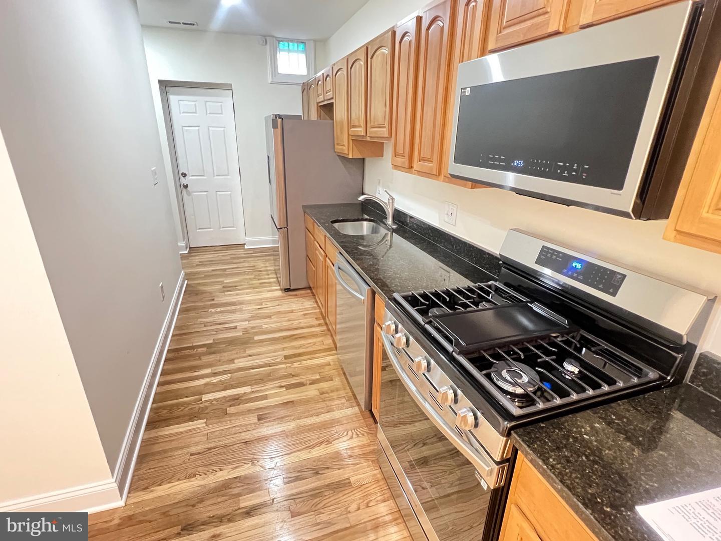 510 S Highland Ave S Property Photo 12