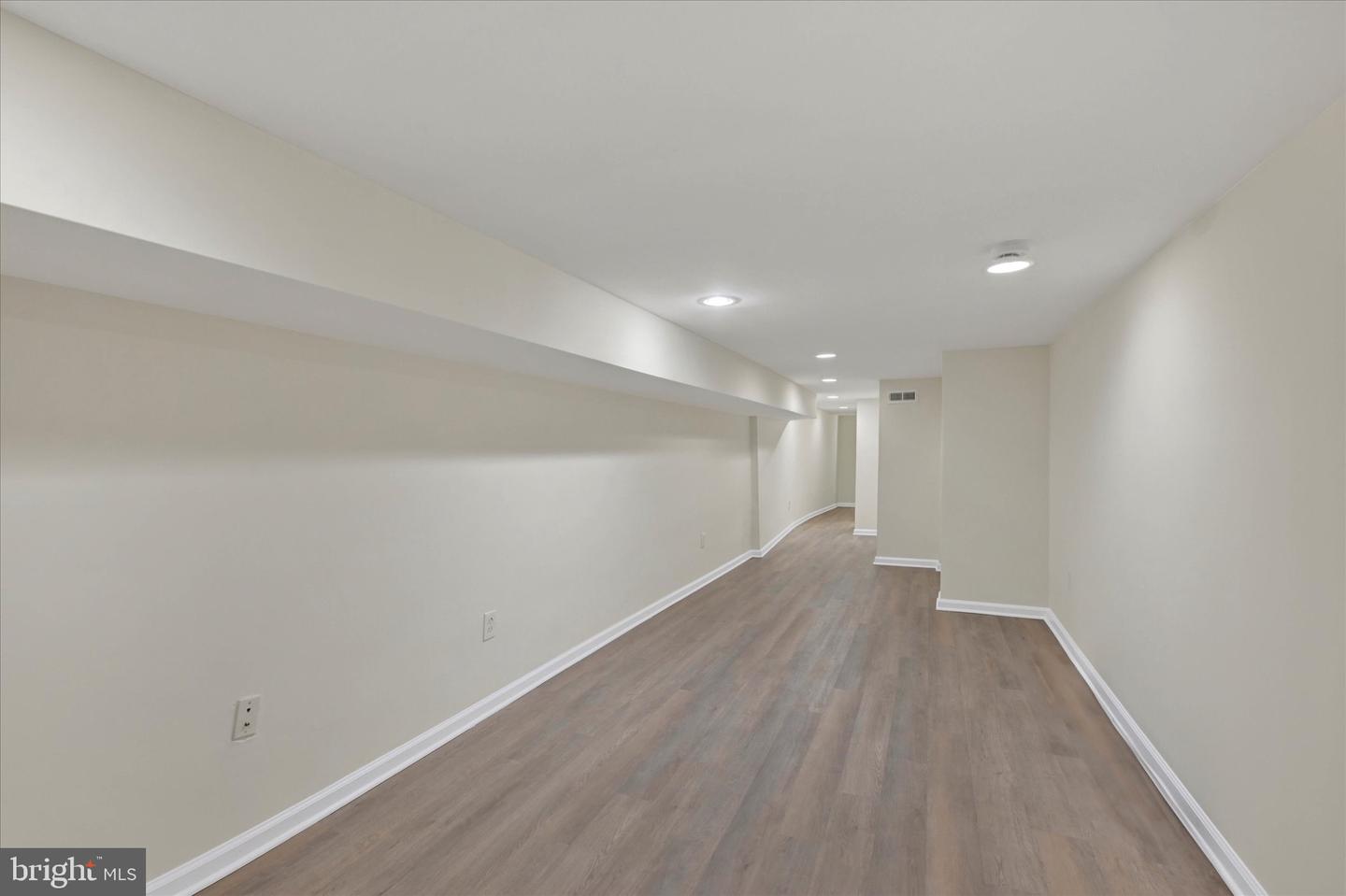 510 S Highland Ave S Property Photo 22