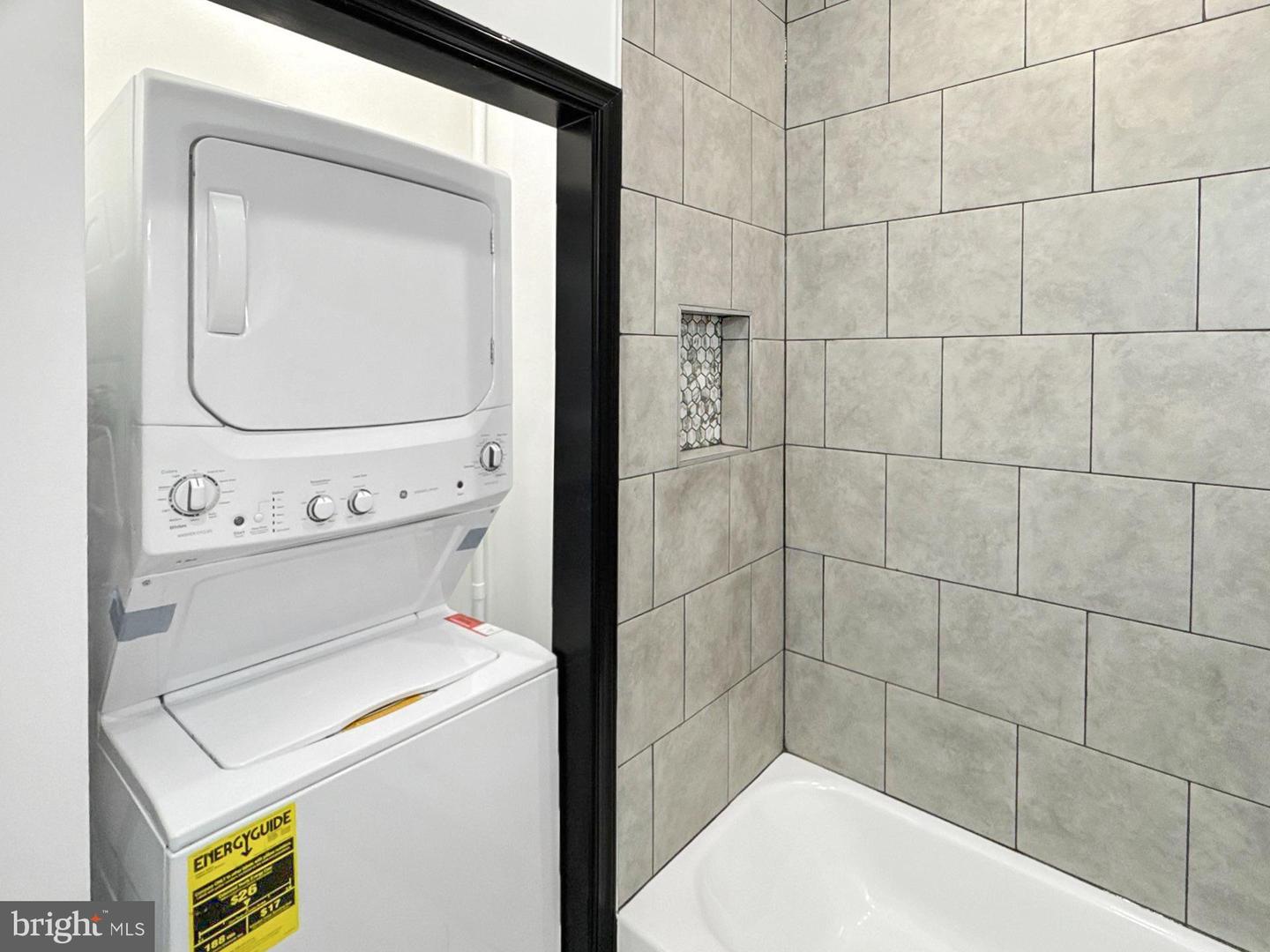2325 Reisterstown Rd #b Property Photo 8