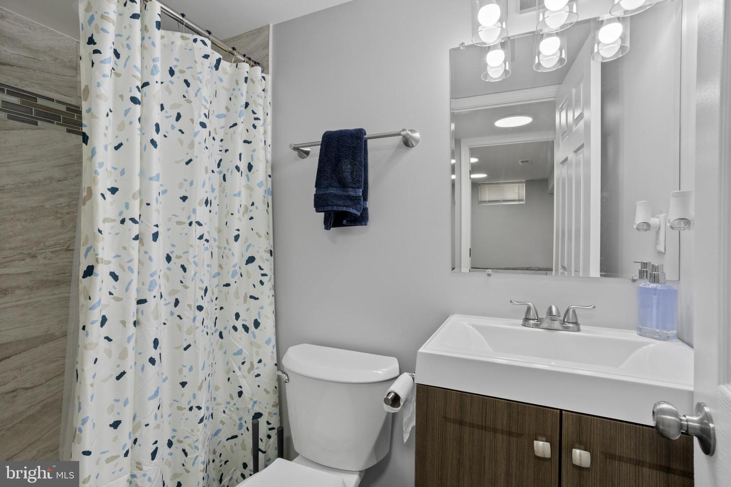 5427 Daywalt Ave Property Photo 32