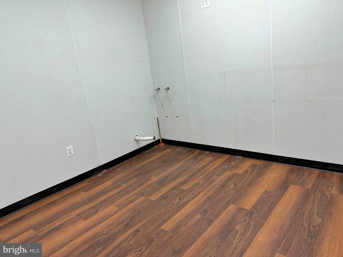 1209 N Charles St #b Property Photo 17