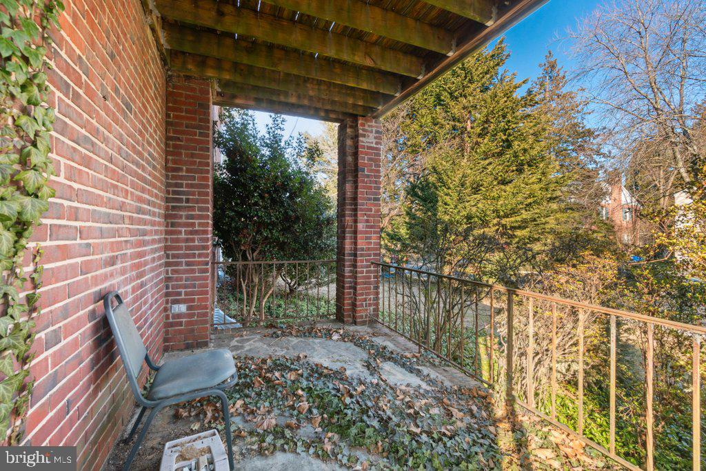 310 Gittings Ave Property Photo 40