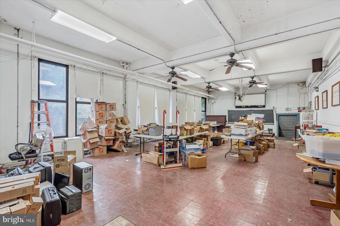 1712 Park Ave Property Photo 16
