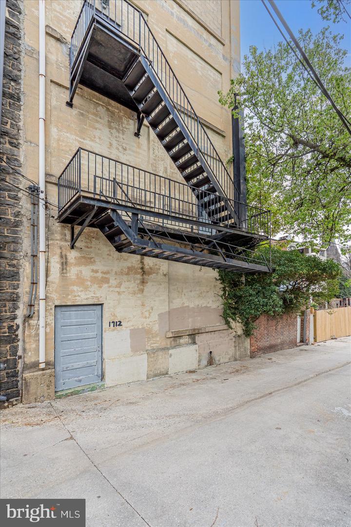 1712 Park Ave Property Photo 48