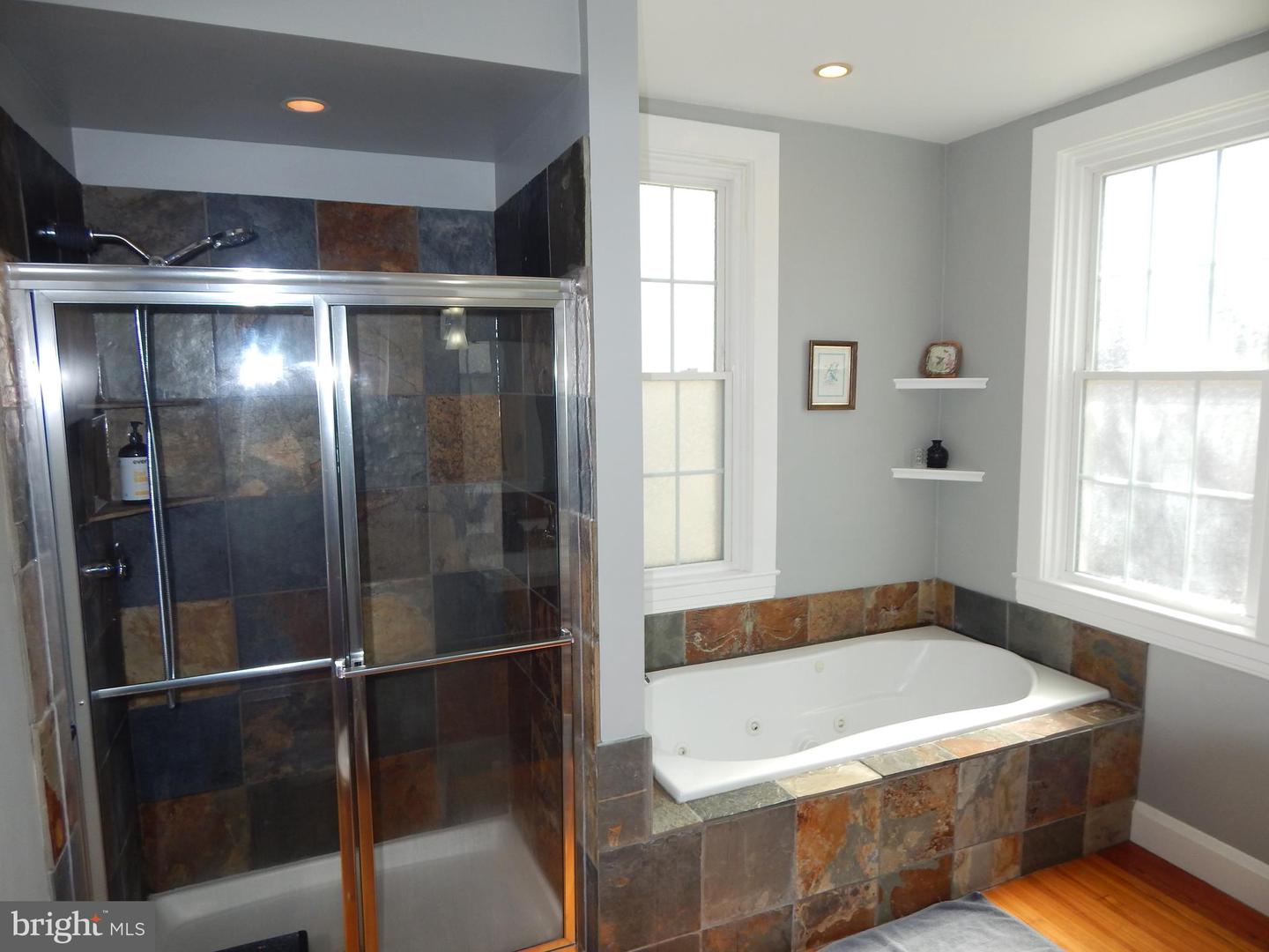 1002 Fawn St Property Photo 18