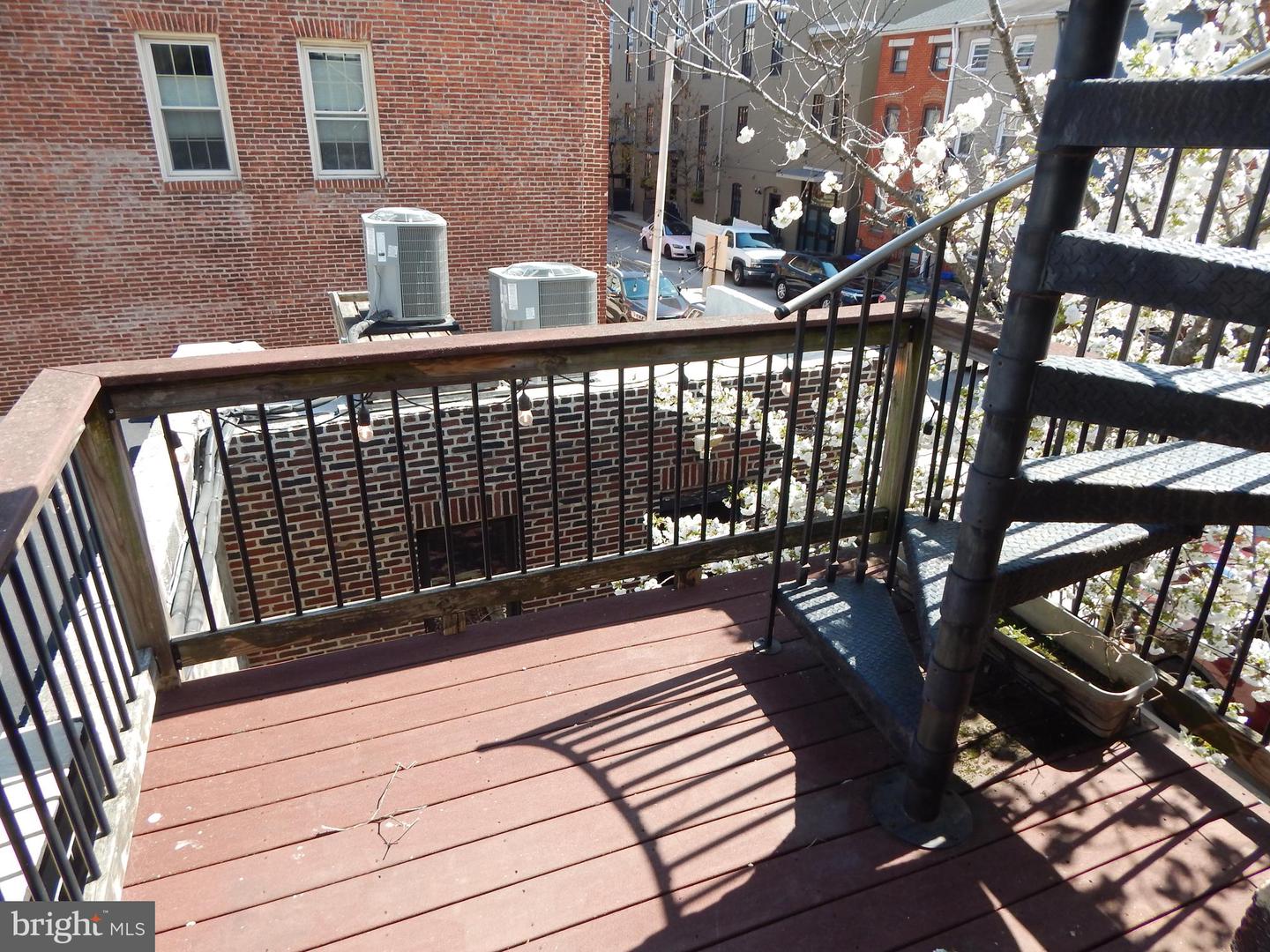 1002 Fawn St Property Photo 35