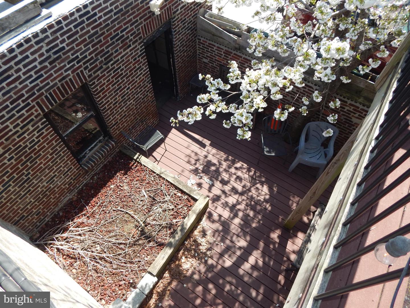 1002 Fawn St Property Photo 36