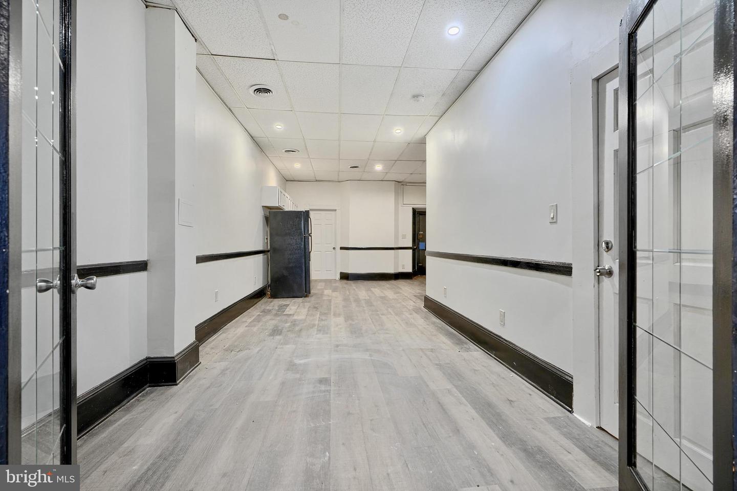 1303 N Charles St Property Photo 2