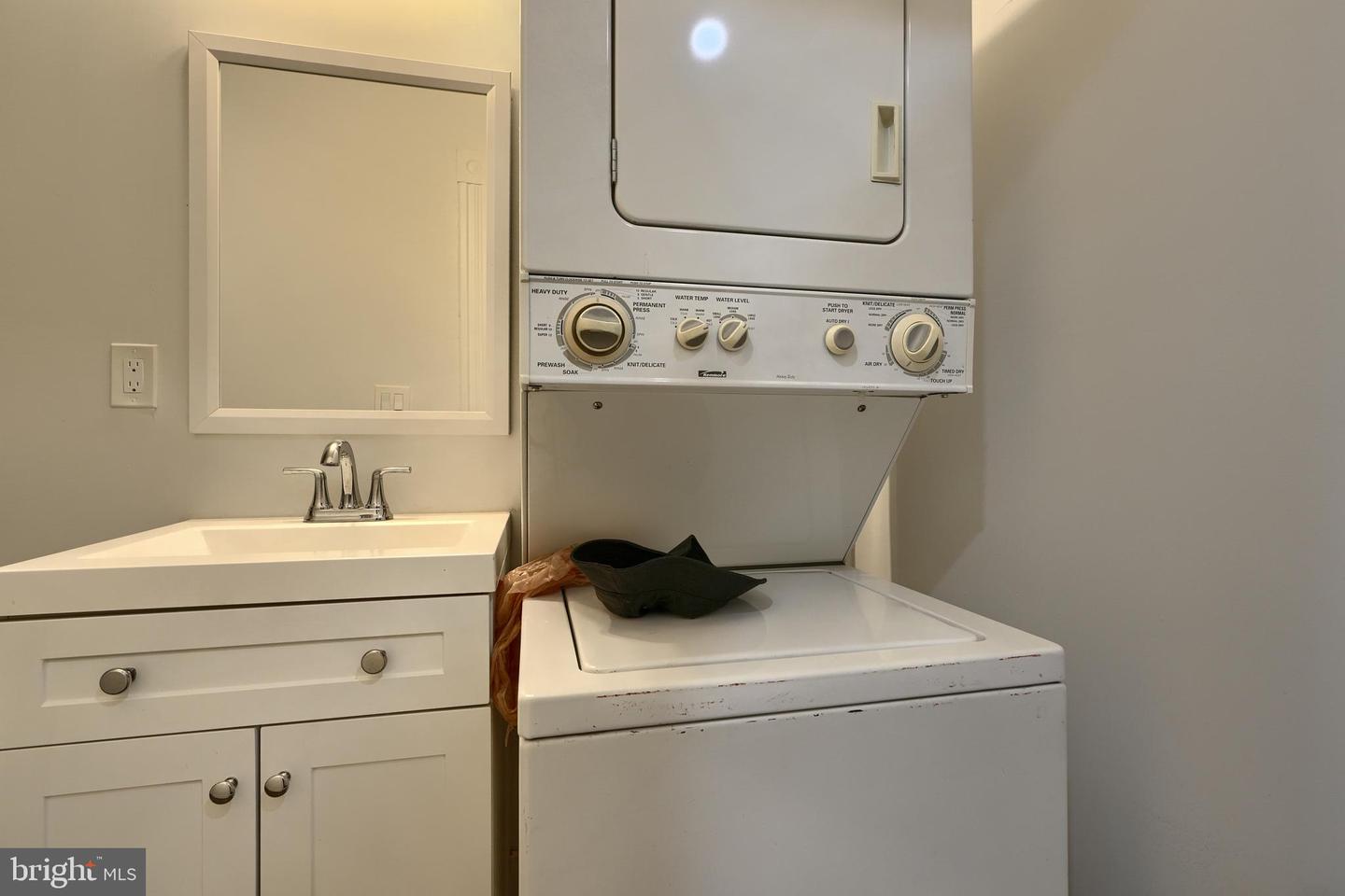 1303 N Charles St Property Photo 24