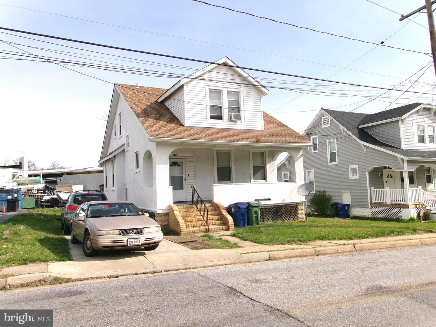 4204 Kenwood Ave Property Photo 1