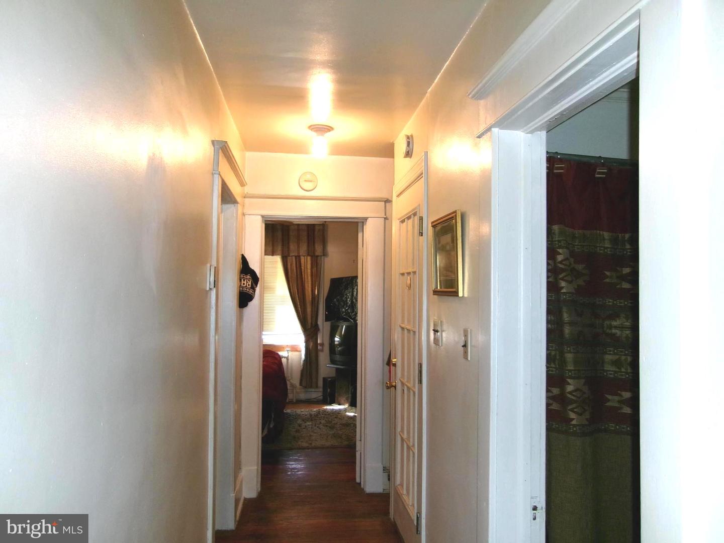 4204 Kenwood Ave Property Photo 8