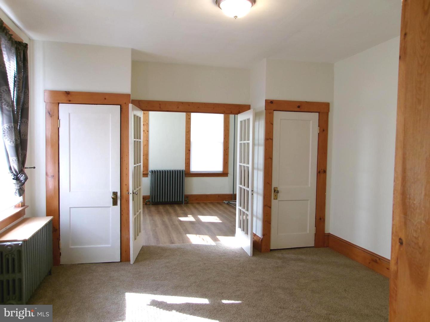 4204 Kenwood Ave Property Photo 15
