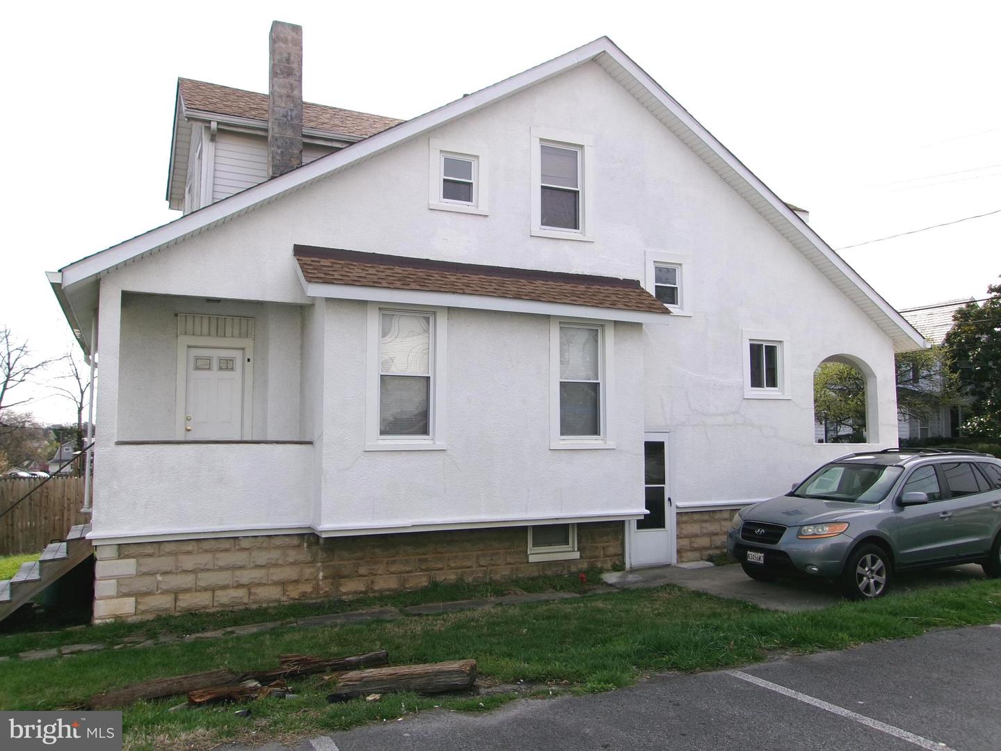 4204 Kenwood Ave Property Photo 28