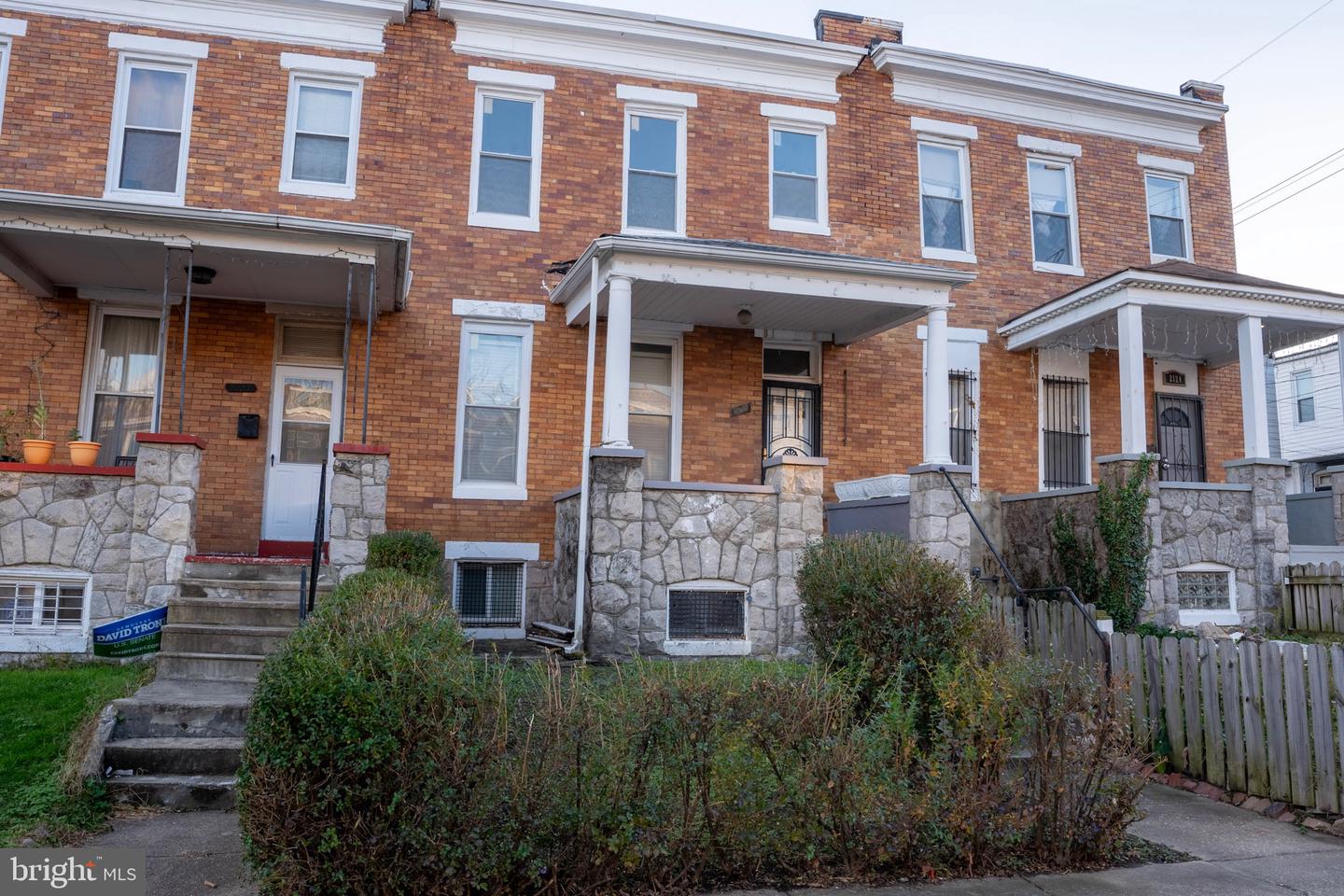 2119 PRESBURY ST Property Photo 1
