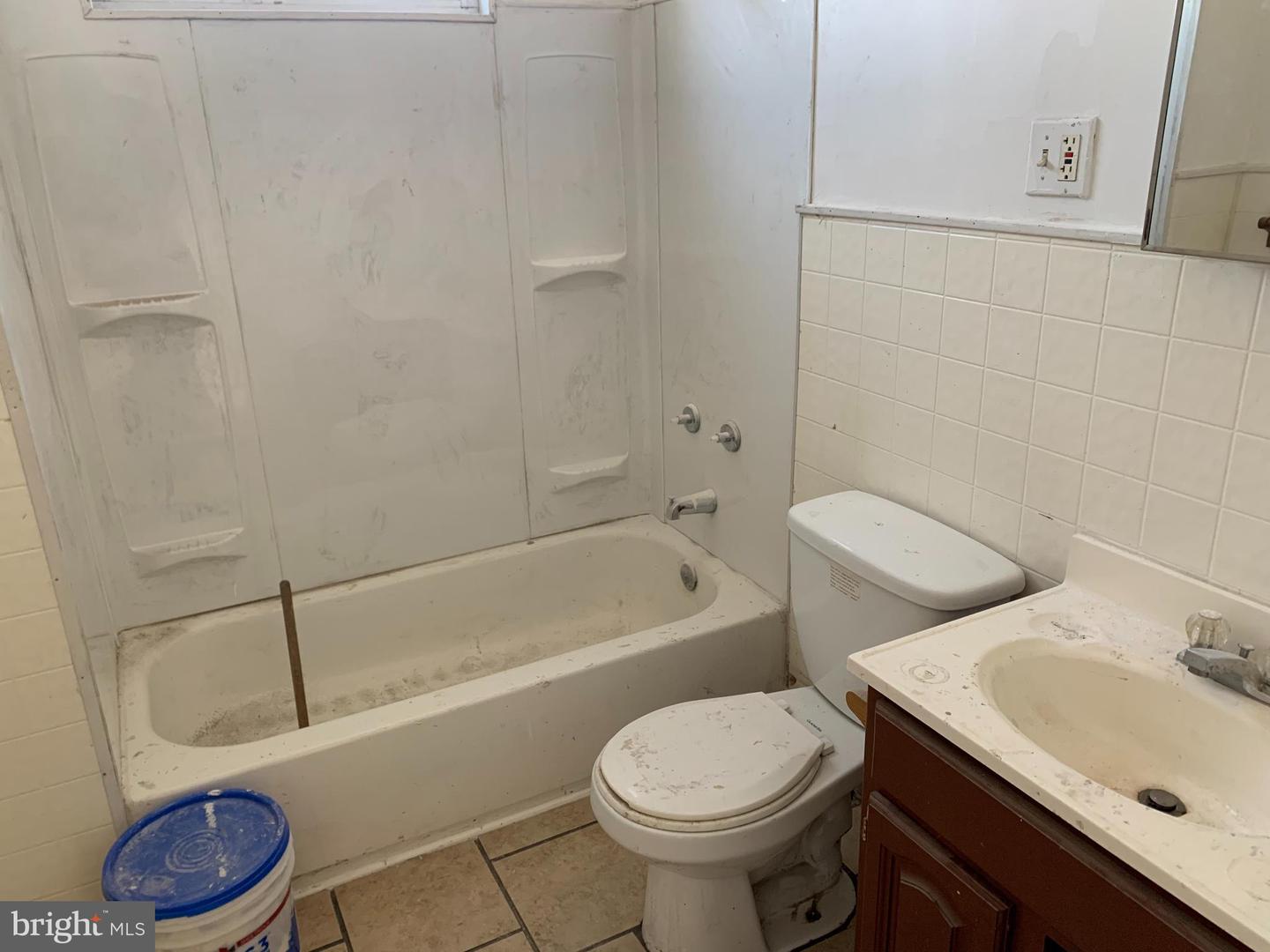 1201 Washington Blvd Property Photo 16