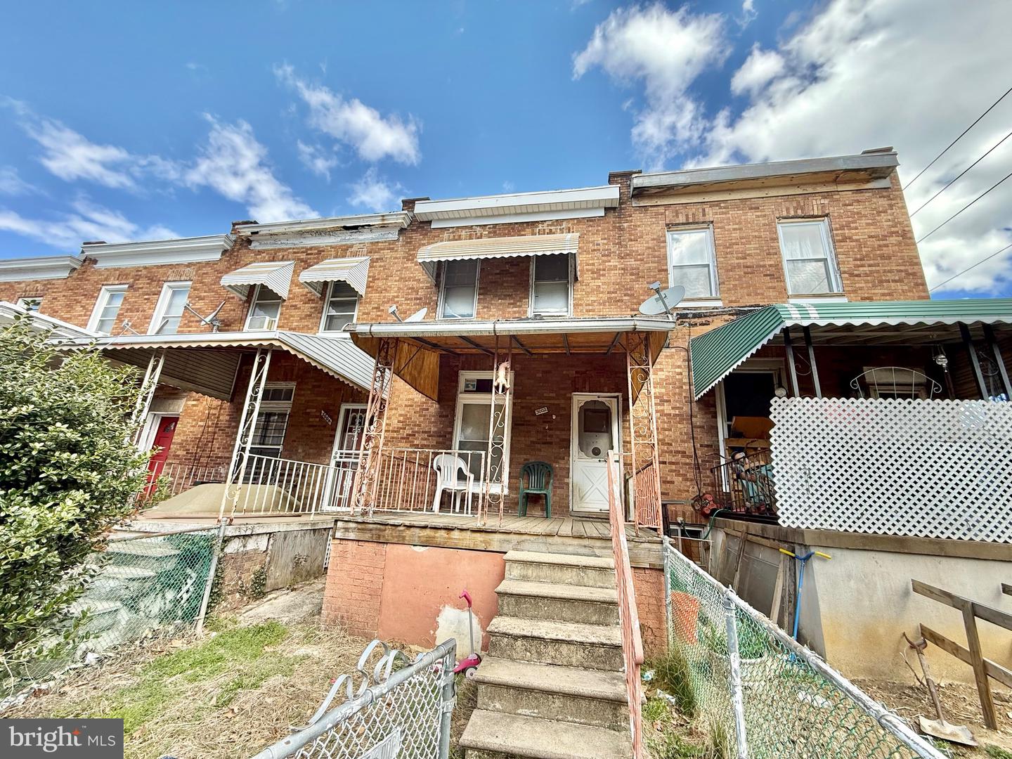 3002 Rayner Ave Property Photo 1