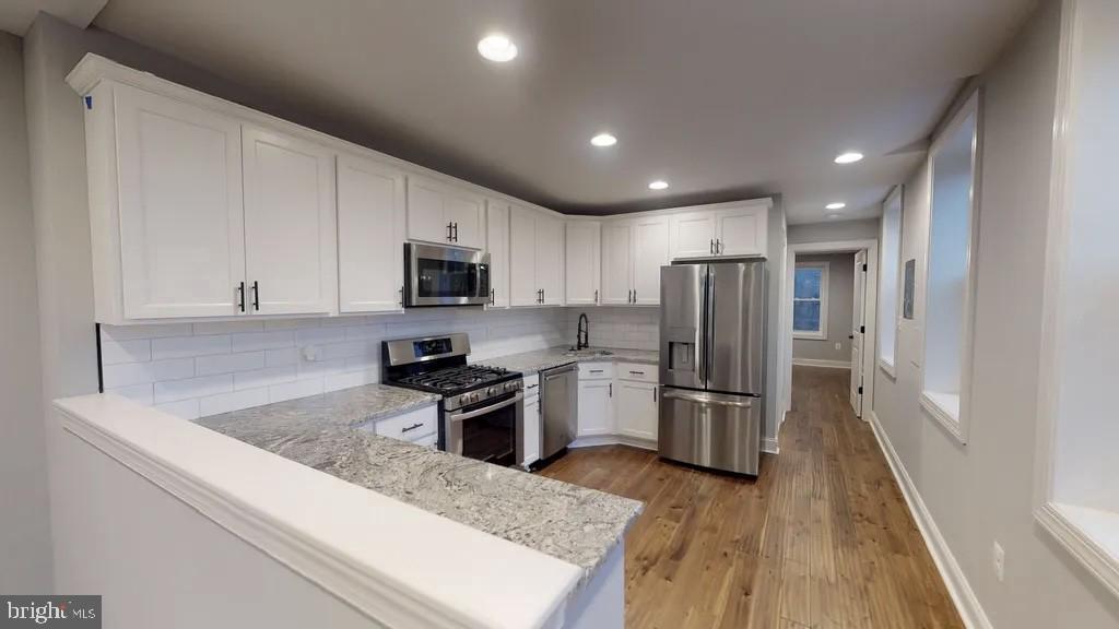 3001 Hudson St Property Photo 2