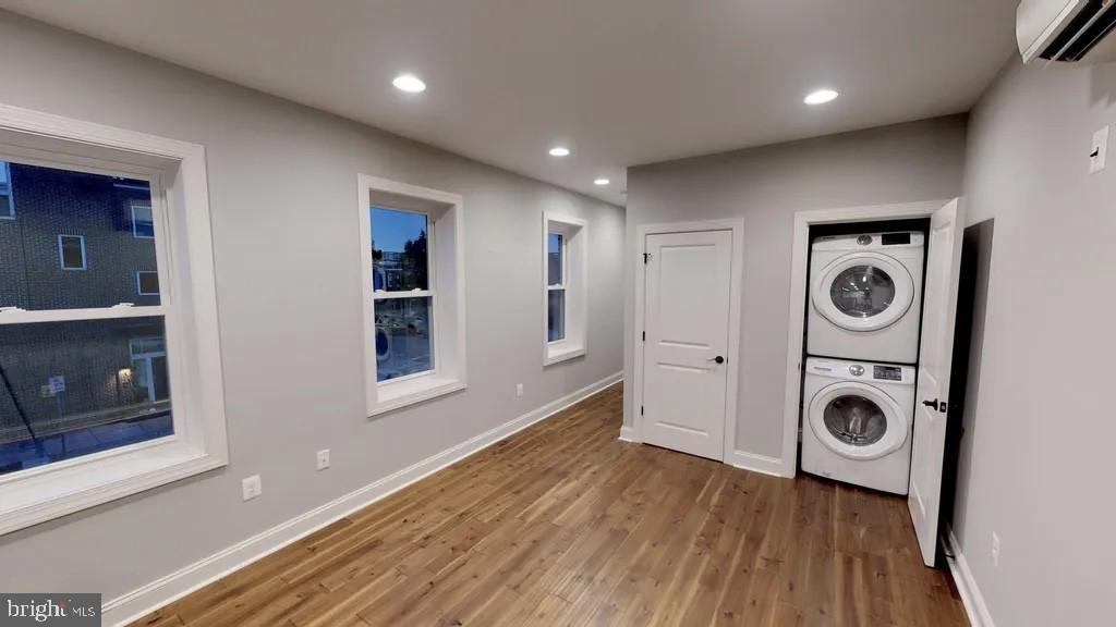 3001 Hudson St Property Photo 26