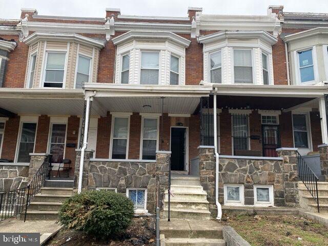 2739 RIGGS AVE Property Photo 1