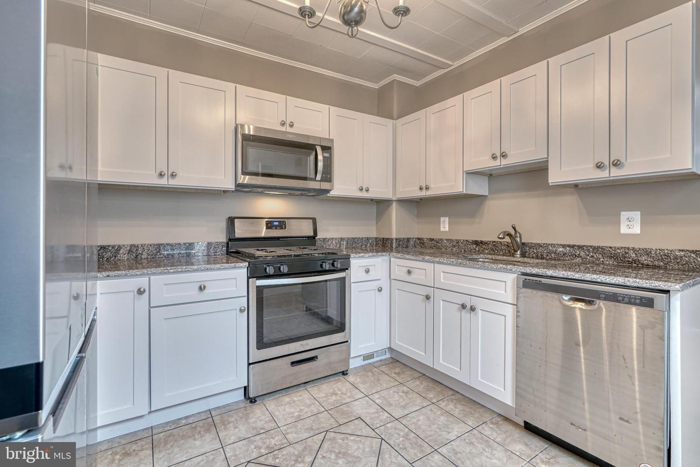 1503 S Charles St Property Photo 5