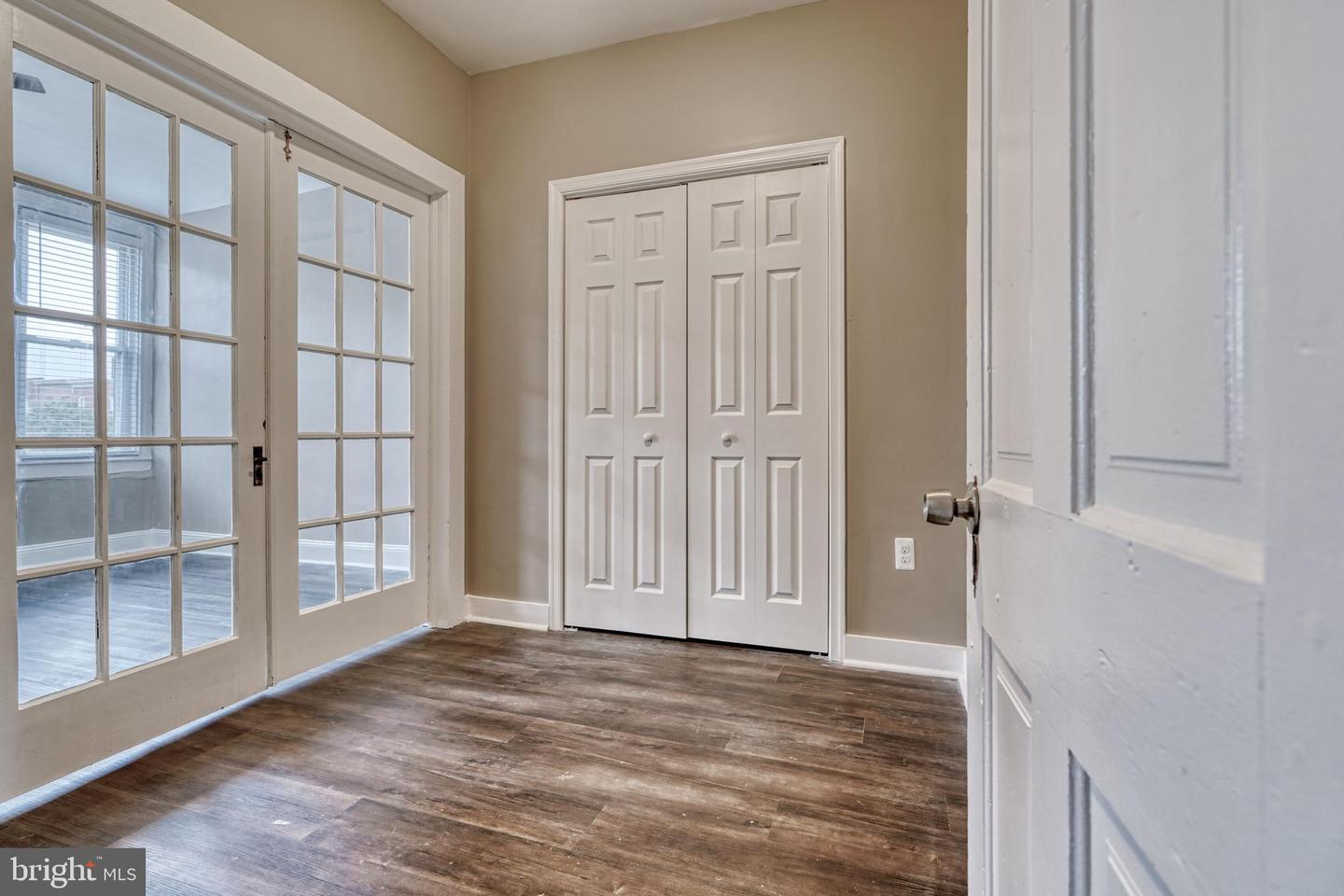 1503 S Charles St Property Photo 11