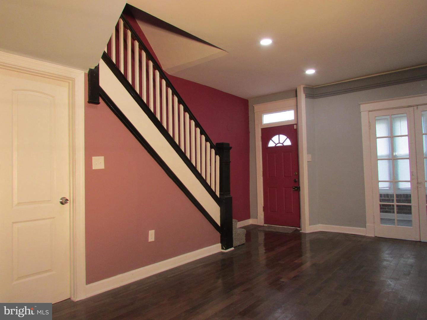 4013 W Garrison Ave Property Photo 5
