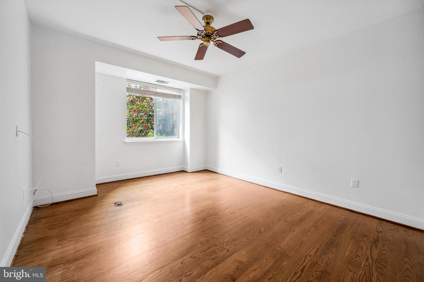 3704 N Charles St N #105 Property Photo 15