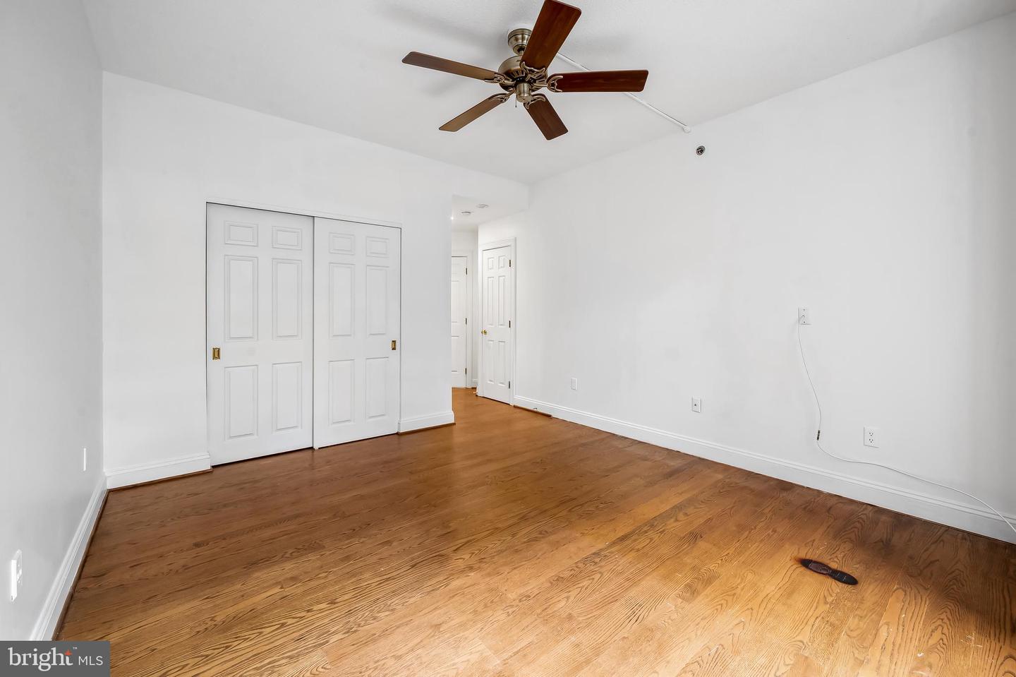 3704 N Charles St N #105 Property Photo 16