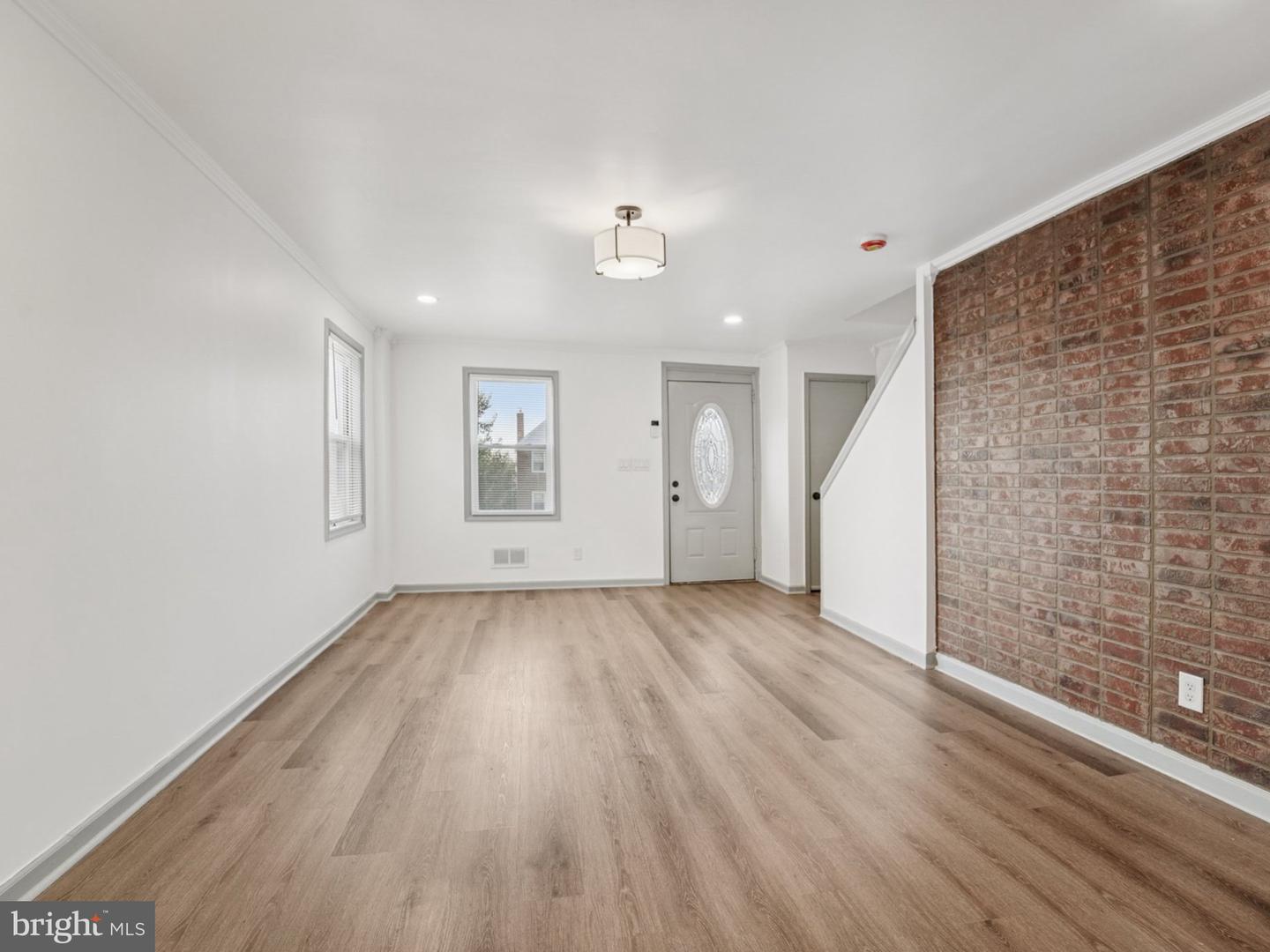 3836 Elmley Ave Property Photo 6