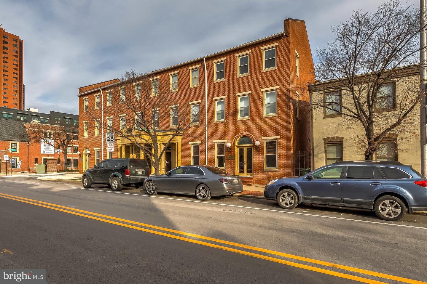 723 S Charles St #ll3 Property Photo 5
