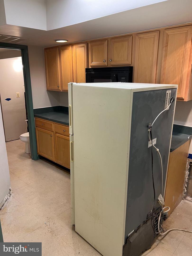 723 S Charles St #ll3 Property Photo 15