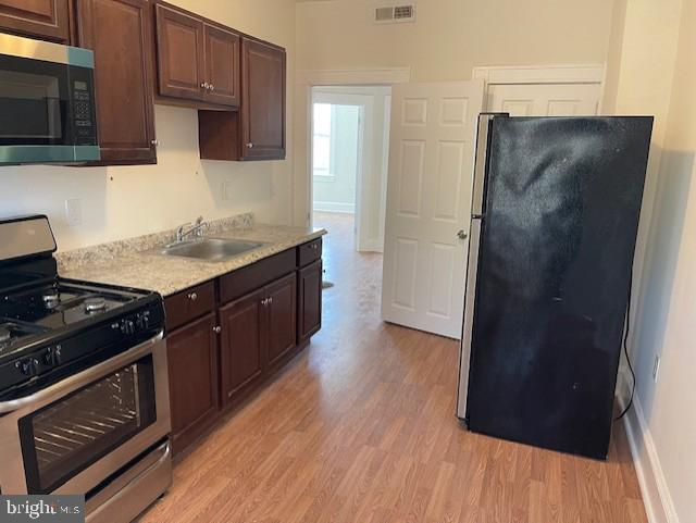 406 E Cold Spring Ln Property Photo 21