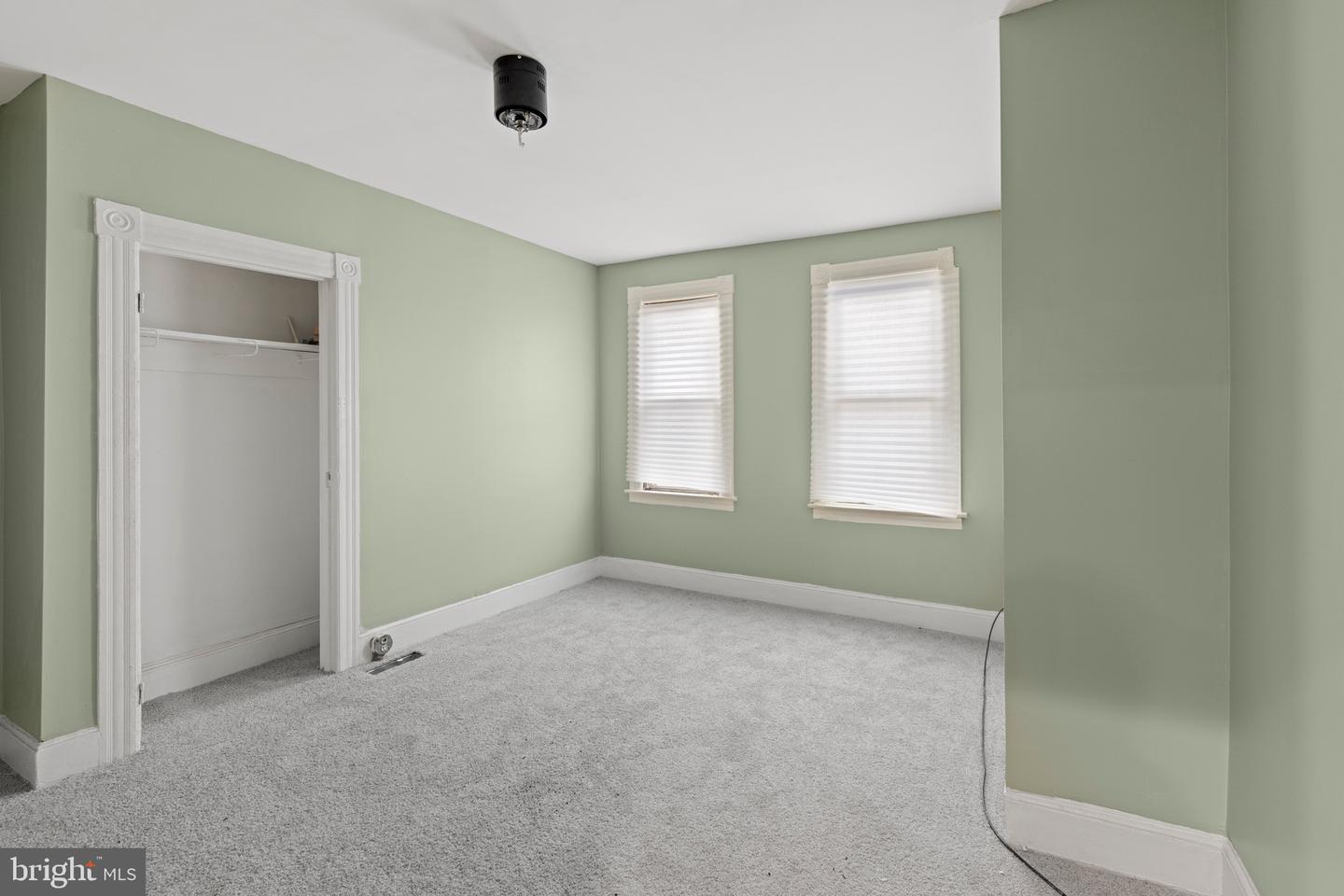 2038 E Lanvale St Property Photo 13