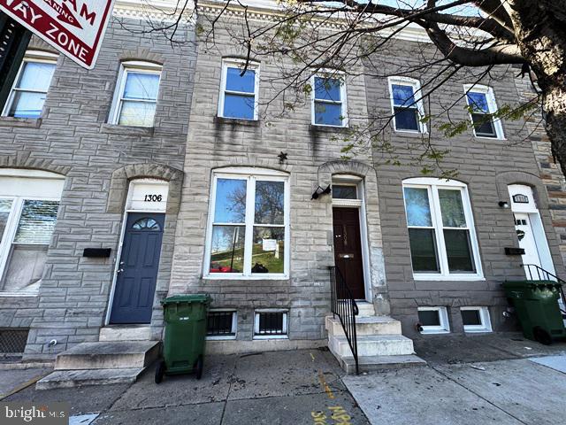 1308 N CHESTER ST Property Photo 1