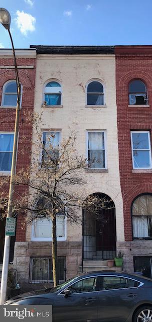 1112 Guilford Ave Property Photo 17