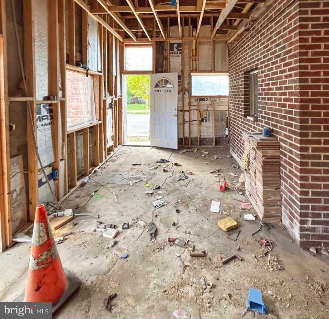 1311 N Wolfe St Property Photo 2