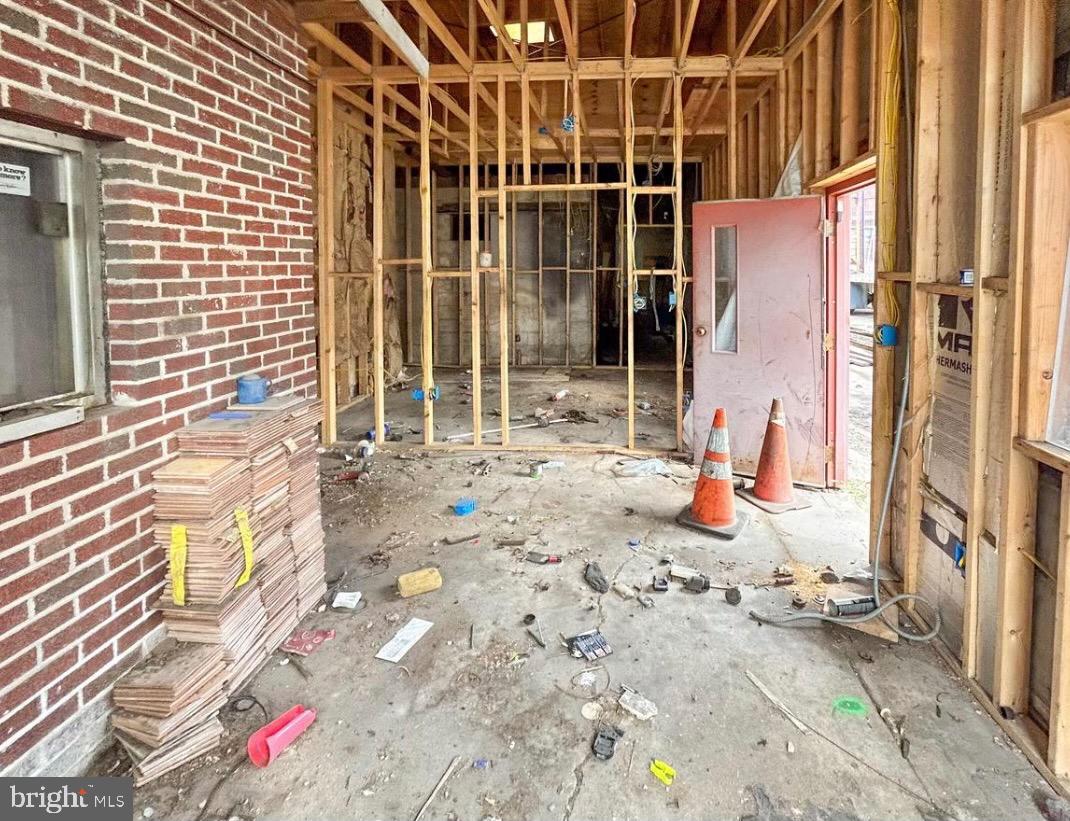1311 N Wolfe St Property Photo 3