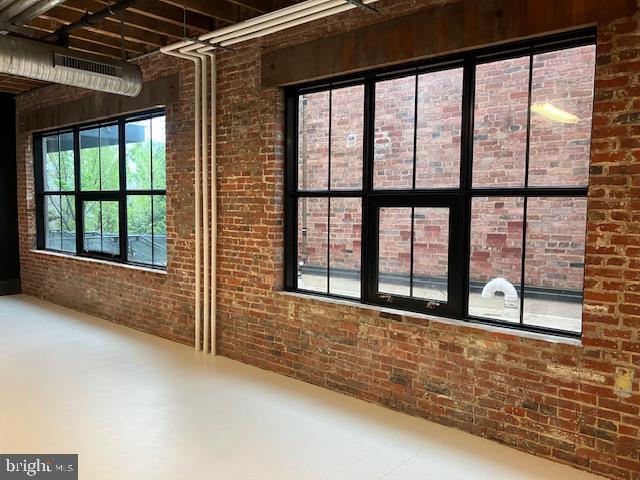101 N Haven St #suite 102 Property Photo 8