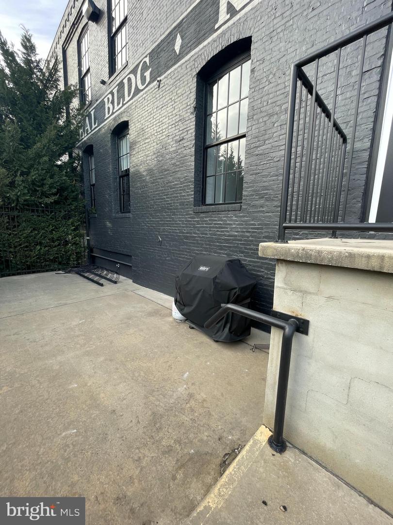 101 N Haven St #suite 102 Property Photo 11