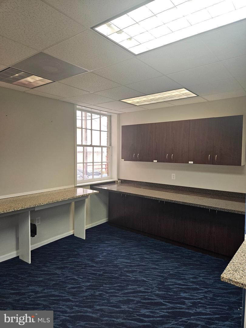 808 S Broadway #c2 Property Photo 7