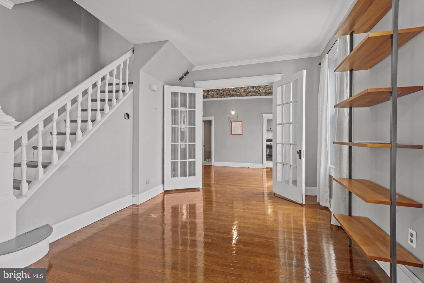 7 S Collington Ave Property Photo 5