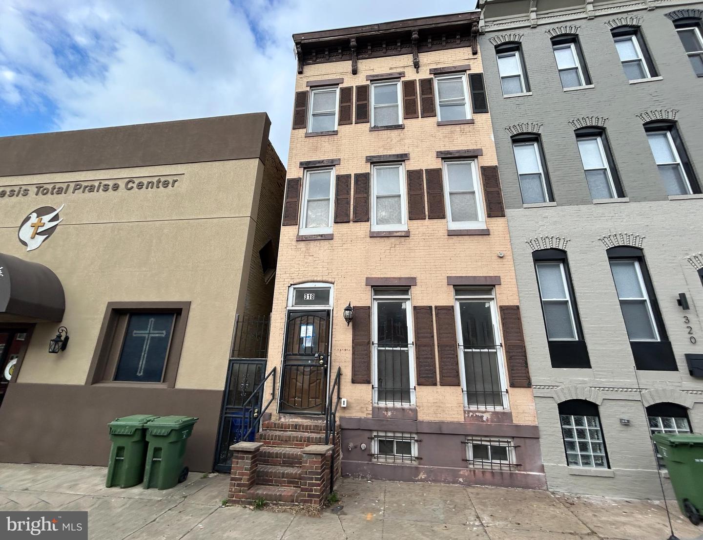 318 N Gilmor St Property Photo 2